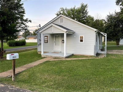 /international/us/211-n-davis-street-cuba-mo-110100656481/