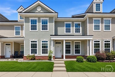 /international/us/825-terrell-drive-hinesville-ga-110108848779/