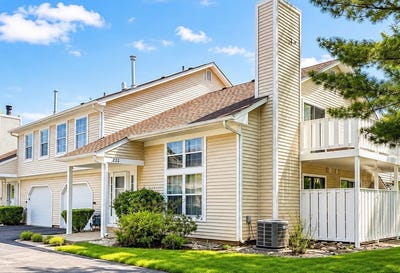 /international/us/232-whitewood-drive-streamwood-il-110108107809/