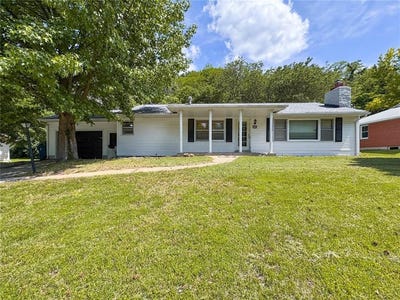 /international/us/1505-w-main-street-collinsville-il-110099790894/