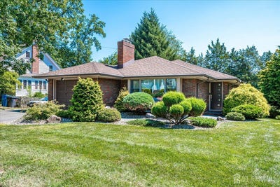 /international/us/22-homer-place-metuchen-nj-110101476343/