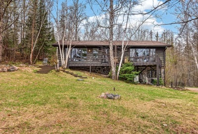 /international/us/12020-crab-lake-rd-s-presque-isle-wi-110107877736/
