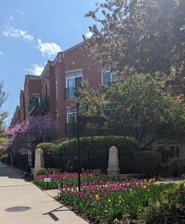 /international/us/1406-s-halsted-street-chicago-il-110107893097/