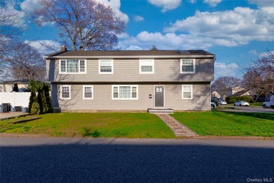 /international/us/151-cheltenham-road-west-babylon-ny-110107664395/