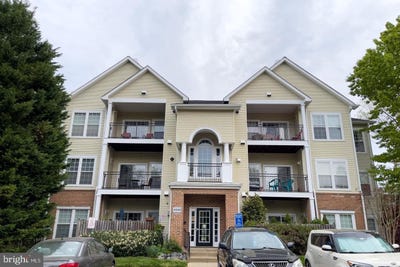 /international/us/4144-fountainside-lane-fairfax-va-110108538964/