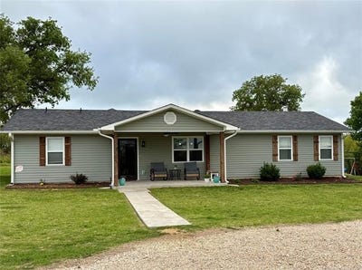 /international/us/6455-watson-road-sulphur-ok-110108397734/