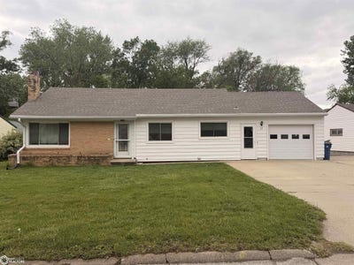 /international/us/19-morningside-drive-denison-ia-110108166294/
