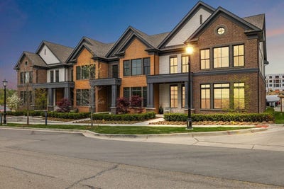 /international/us/101-s-griswold-street-northville-mi-110106026444/