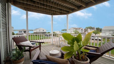 /international/us/99-jupiter-point-road-groton-ct-110106092975/