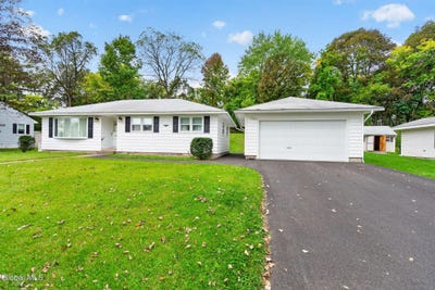 /international/us/15-louis-street-cohoes-ny-110110373070/