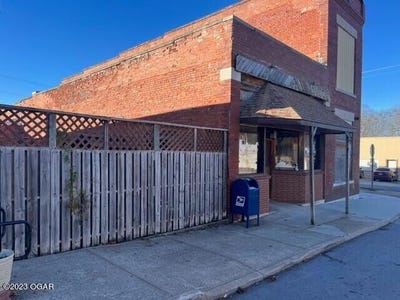 /international/us/212-n-main-street-alba-mo-110093425364/