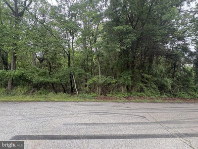 /international/us/567-third-avenue-glassboro-nj-110108189361/