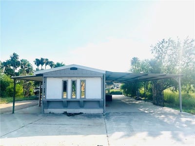 /international/us/401-n-kika-de-la-garza-boulevard-la-joya-tx-110099716057/