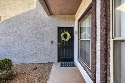 /international/us/45-maleena-mesa-street-henderson-nv-110108065767/