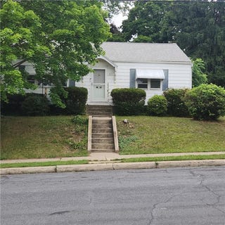 /international/us/3231-earl-st-laureldale-boro-pa-110109163563/
