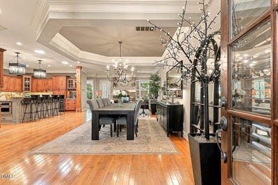 /international/us/140-arabella-court-cary-nc-110120053140/