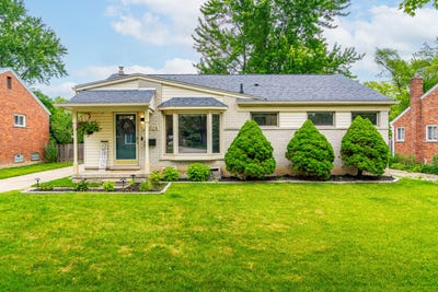 /international/us/24024-colchester-drive-farmington-mi-110109054671/