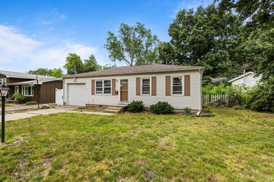 /international/us/1303-eastern-drive-urbana-il-110108713133/