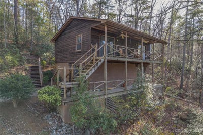 /international/us/102-wildcat-boulevard-lake-lure-nc-110090887177/