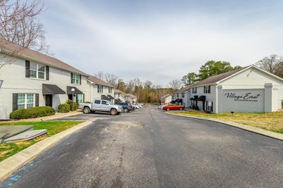 /international/us/1114-maple-tree-lane-chattanooga-tn-110105414271/