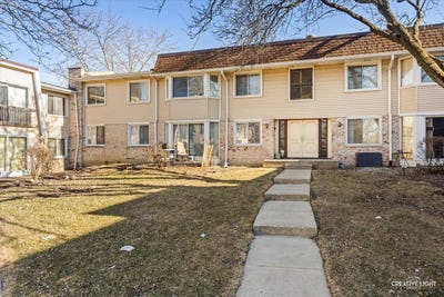 /international/us/2928-roberts-drive-woodridge-il-110108413783/