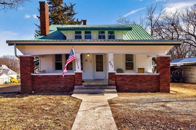 /international/us/402-locust-st-eskridge-ks-110105756963/