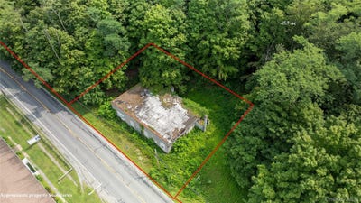 /international/us/46-south-avenue-pleasant-valley-ny-110119541018/