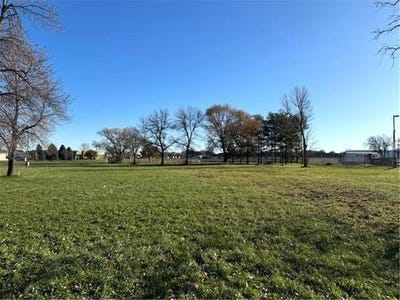 /international/us/3xx-10th-avenue-s-waite-park-mn-110102885068/