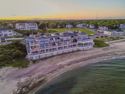 /international/us/286-grand-avenue-falmouth-ma-110100242035/