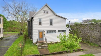 /international/us/4-riverside-street-binghamton-ny-110107873216/