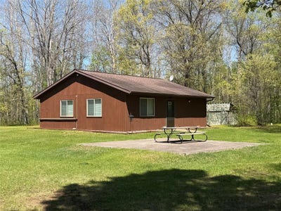 /international/us/12235-e-crooked-lake-road-gordon-wi-110107909219/