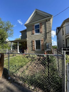 /international/us/232-watson-avenue-fairmont-wv-110107910481/
