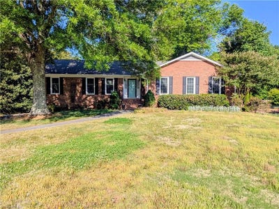 /international/us/6913-crandall-court-clemmons-nc-110107554003/