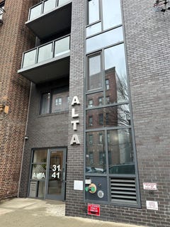 /international/us/3141-29th-street-astoria-ny-110106257604/