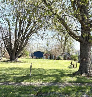 /international/us/1011-crittenden-st-carlinville-il-110099526345/