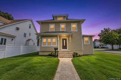 /international/us/236-plainview-road-hicksville-ny-110110372495/