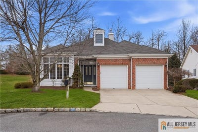/international/us/31-whitehall-road-monroe-nj-110105980124/