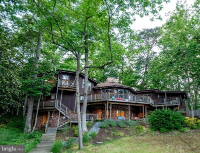 /international/us/4721-rock-creek-circle-saint-leonard-md-110108390312/