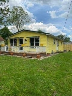 /international/us/512-main-cross-vevay-in-110108444786/
