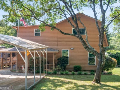 /international/us/106-central-lake-circle-griffin-ga-110120109101/