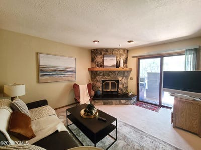 /international/us/1700-upper-ironhorse-loop-park-city-ut-110099793707/