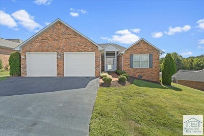 /international/us/77-finch-court-martinsville-va-110101907076/