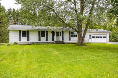 /international/us/74-booth-street-extension-shortsville-ny-110119960463/