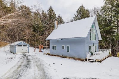 /international/us/259-jay-hill-road-hartford-vt-110105937272/