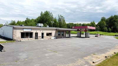 /international/us/922-drinker-turnpike-covington-township-pa-110092555761/