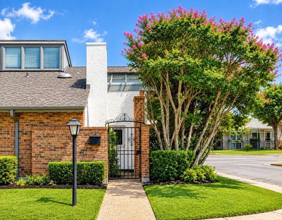 /international/us/12502-burninglog-lane-dallas-tx-110110332795/