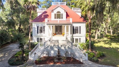 /international/us/1151-w-mission-lane-se-darien-ga-110099244554/