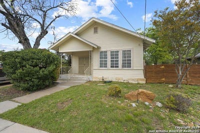 /international/us/1707-w-huisache-ave-san-antonio-tx-110098460410/