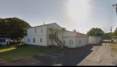 /international/us/209-e-belle-ave-champaign-il-110102187591/