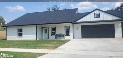 /international/us/1228-n-16th-street-denison-ia-110101535575/